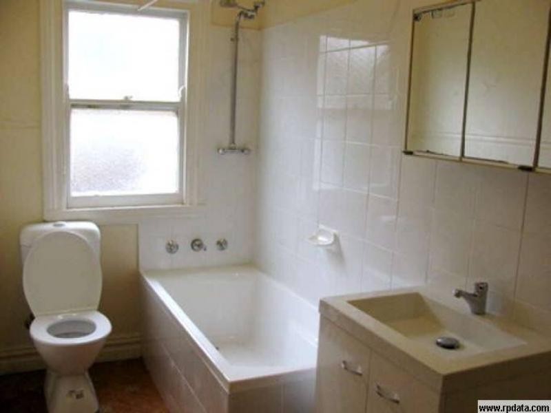 87 woniora road, Hurstville NSW 2220