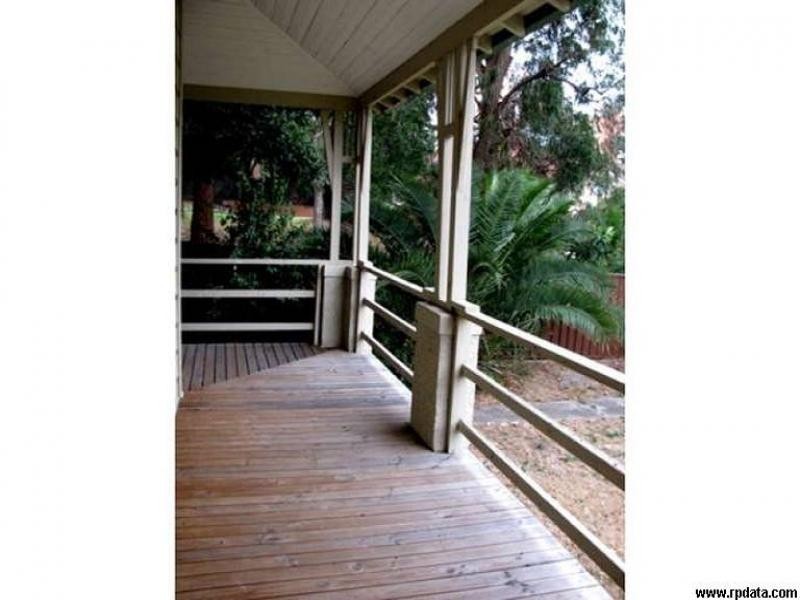 87 woniora road, Hurstville NSW 2220