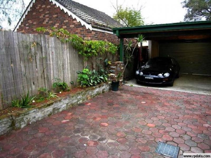 1/75 CRYSTAL SREET, Petersham NSW 2049