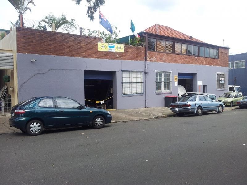 211 Edgeware Road, Newtown NSW 2042