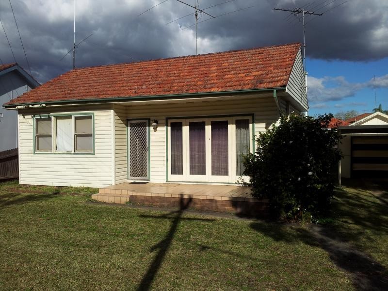 10 moss street, Chester Hill NSW 2162