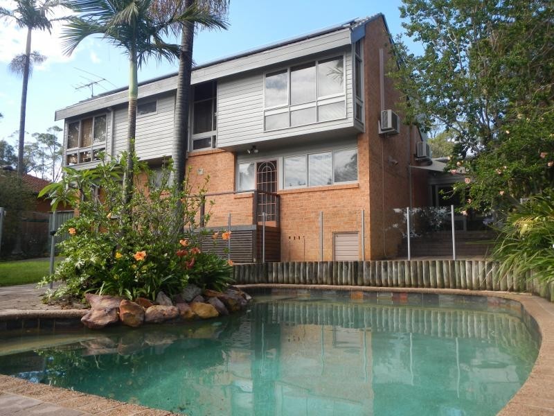 12 ALderson Avenue, North Rocks NSW 2151