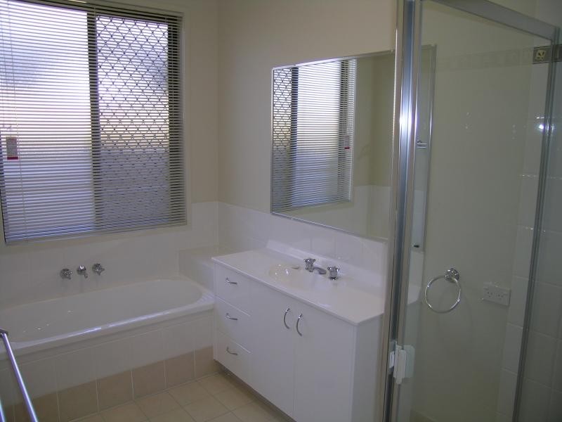 Springfield Lakes QLD 4300