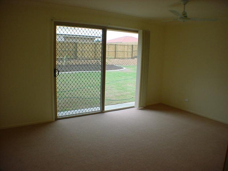 Flinders View QLD 4305