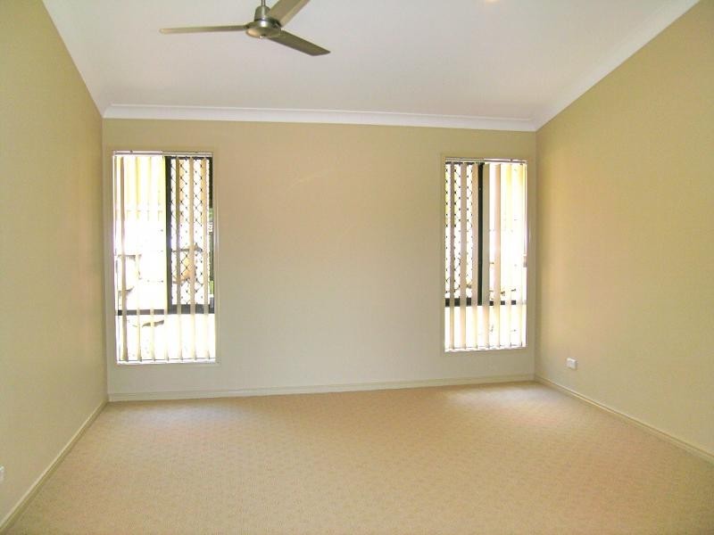 Pacific Pines QLD 4211
