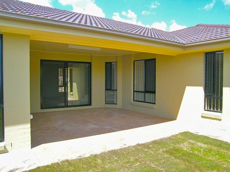 Pacific Pines QLD 4211