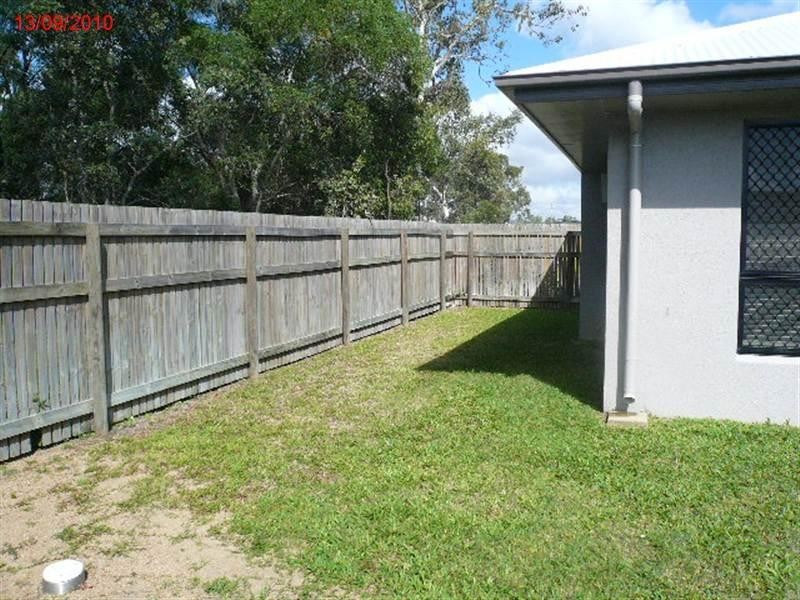 Mount Louisa QLD 4814