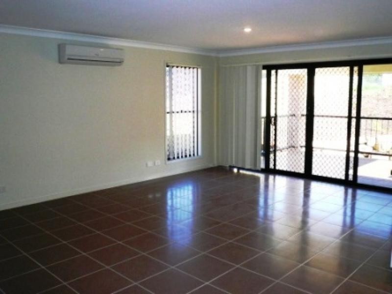 Flinders View QLD 4305