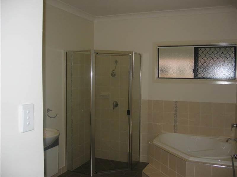 Mount Louisa QLD 4814