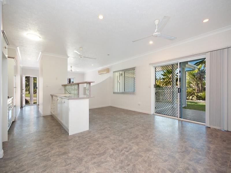 27  JENKINSON DRIVE, Annandale QLD 4814