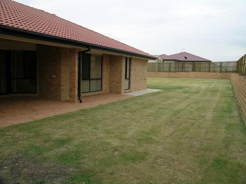 Flinders View QLD 4305