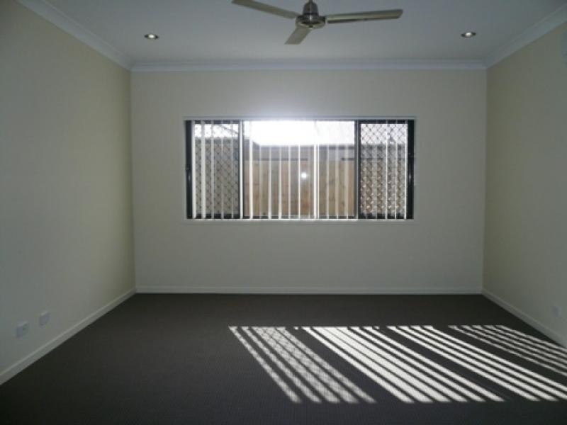 Flinders View QLD 4305