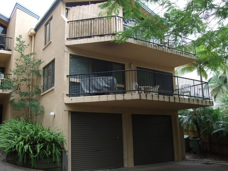 1/6 Noosa Drive, Noosa Heads QLD 4567