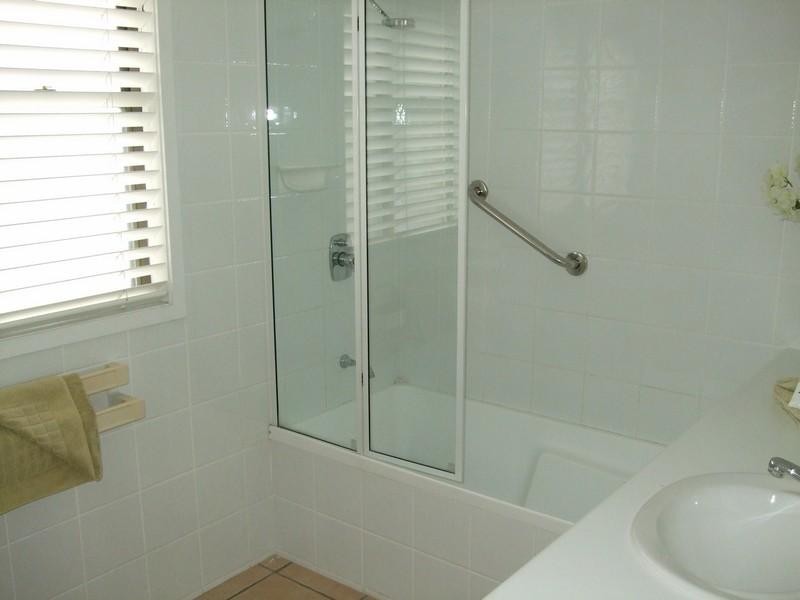 1/6 Noosa Drive, Noosa Heads QLD 4567