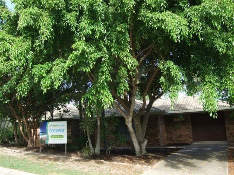 6 Bertrand Road, Sunrise Beach QLD 4567