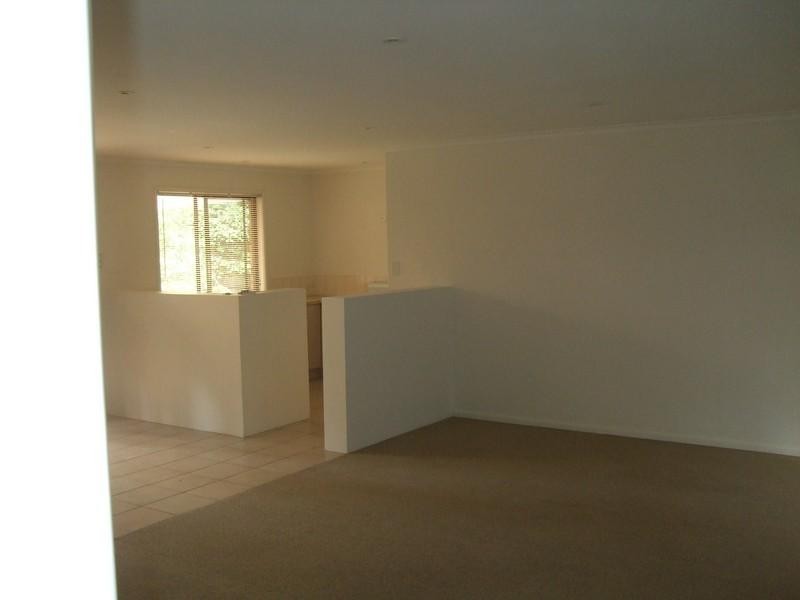 6 Bertrand Road, Sunrise Beach QLD 4567