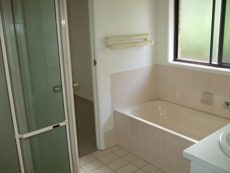 6 Bertrand Road, Sunrise Beach QLD 4567