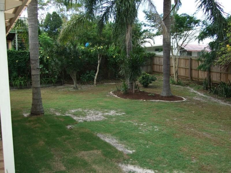 6 Bertrand Road, Sunrise Beach QLD 4567