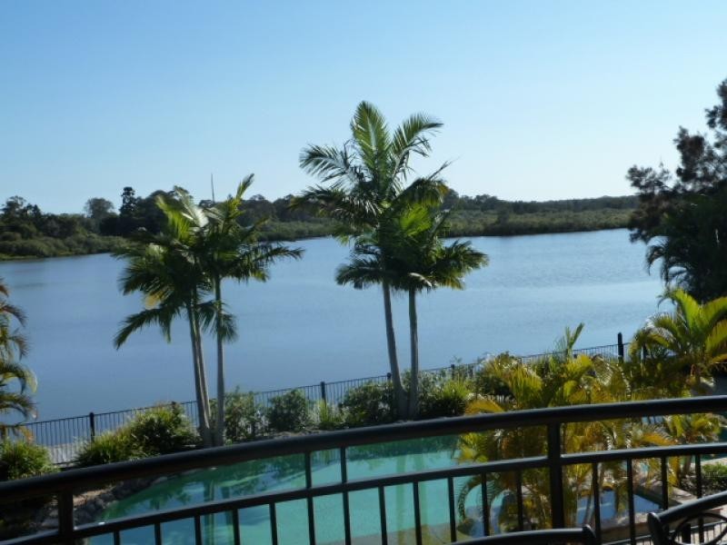 16/2 Blakesley Street, Tewantin QLD 4565