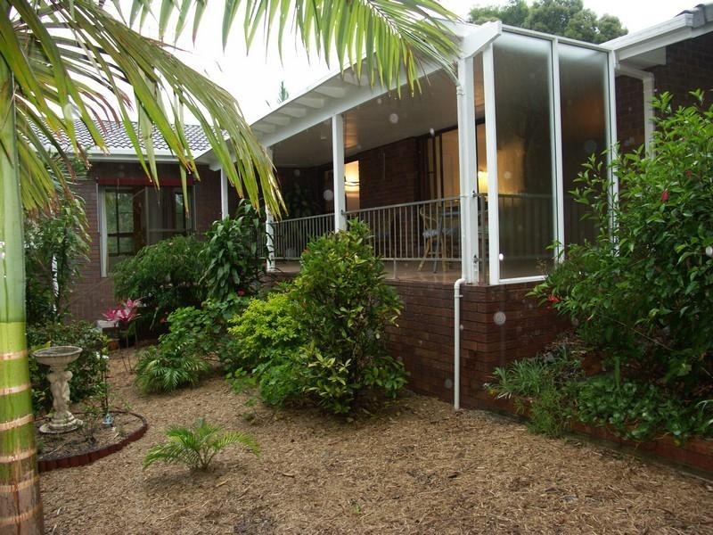 6 Elanora Terrace, Noosa Heads QLD 4567