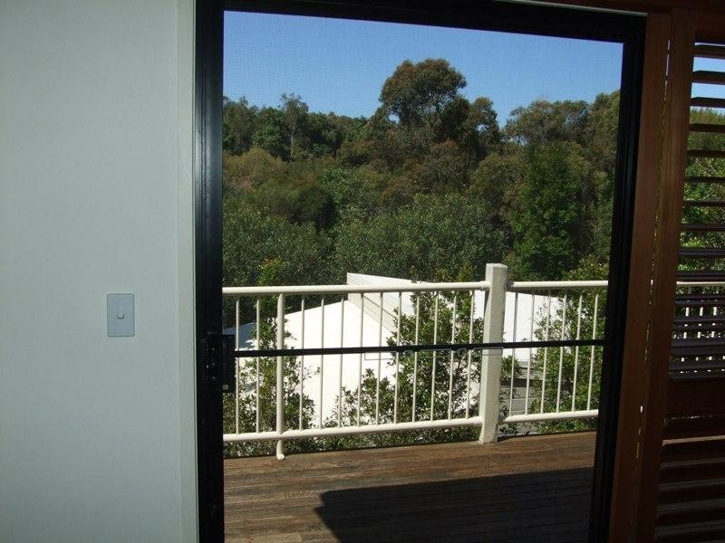 1/86 Southern Cross Parade, Sunrise Beach QLD 4567