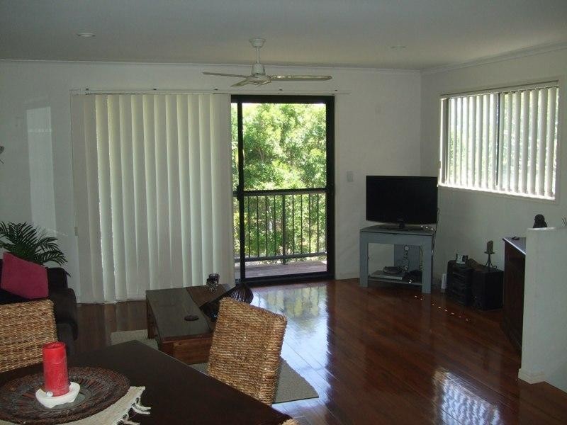 3/4 Advance Place, Sunrise Beach QLD 4567
