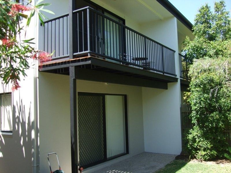 3/4 Advance Place, Sunrise Beach QLD 4567