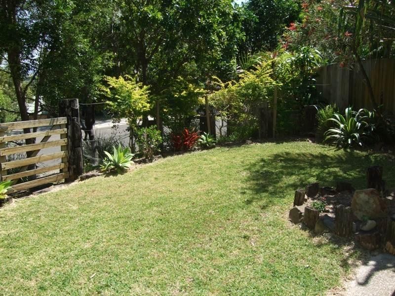 3/4 Advance Place, Sunrise Beach QLD 4567