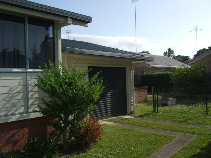 25 Edward Street, Noosaville QLD 4566