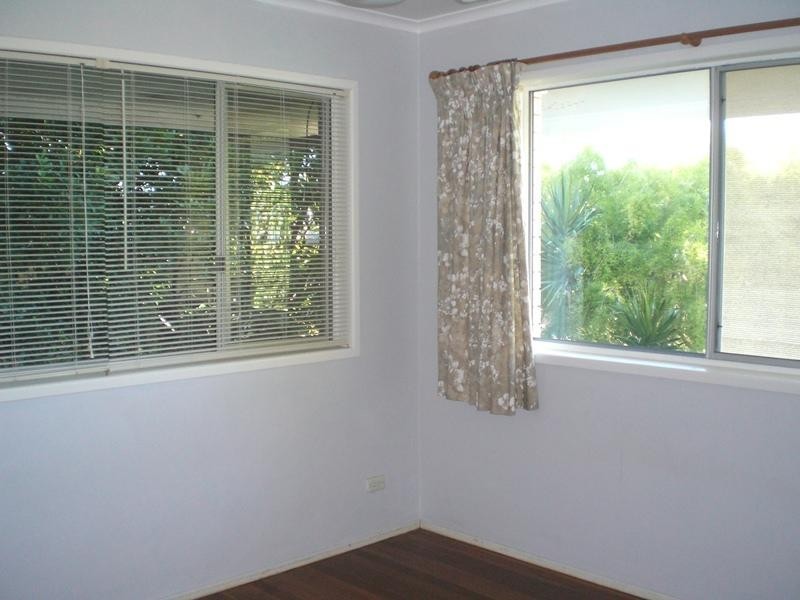 32 Katharina Street, Noosa Heads QLD 4567