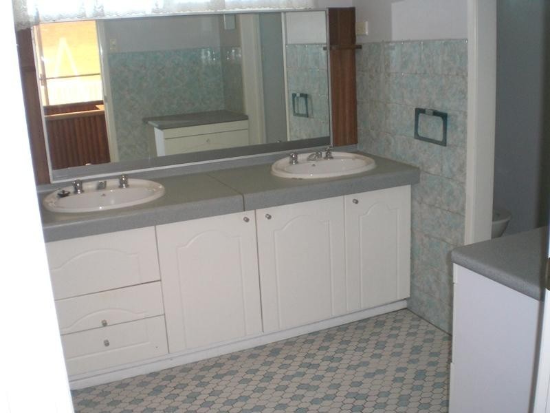 32 Katharina Street, Noosa Heads QLD 4567