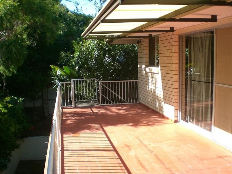 32 Katharina Street, Noosa Heads QLD 4567