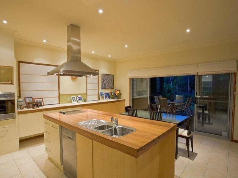 6 Tingara Court, Tewantin QLD 4565