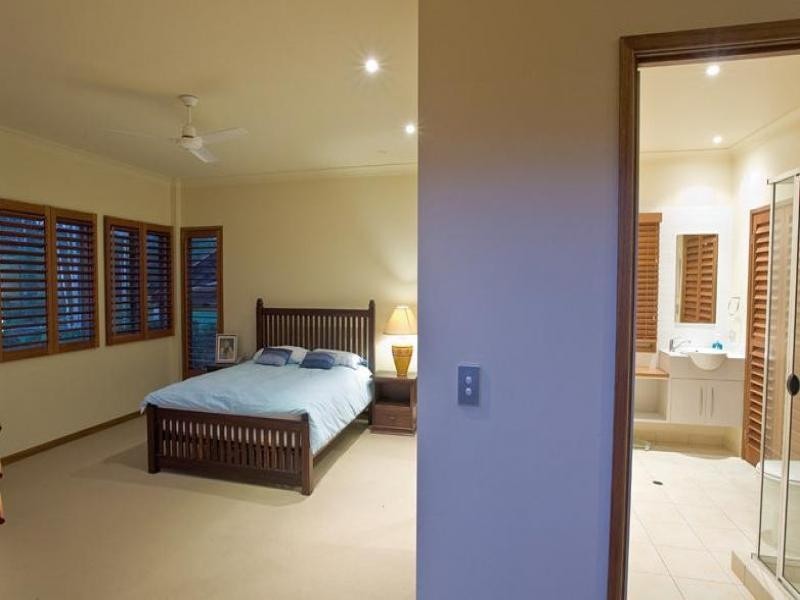 6 Tingara Court, Tewantin QLD 4565