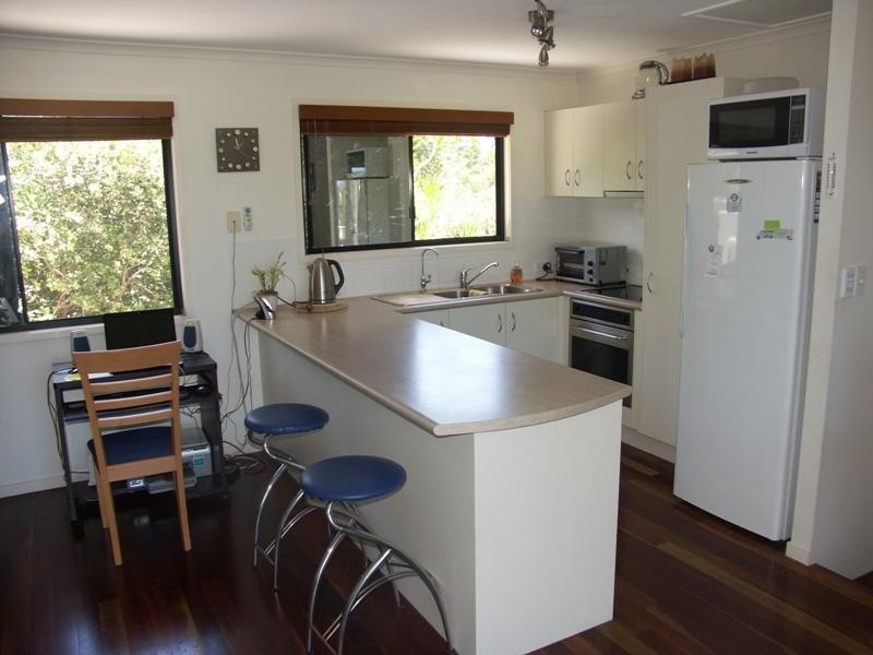 9/86 Southern Cross Parade, Sunrise Beach QLD 4567