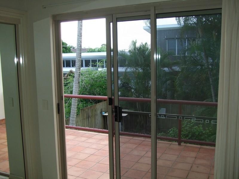 1/145 Gympie Terrace, Noosaville QLD 4566