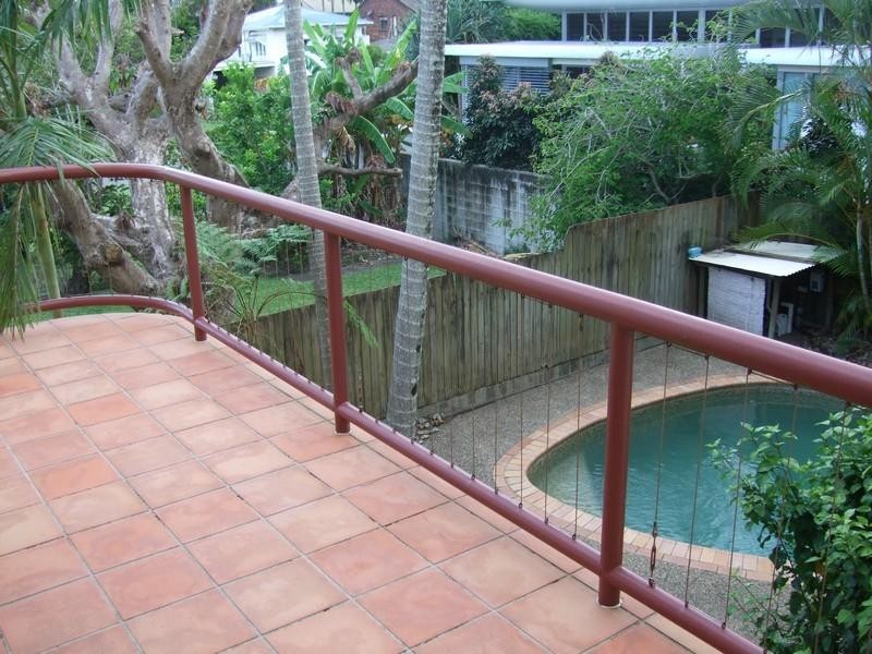 1/145 Gympie Terrace, Noosaville QLD 4566