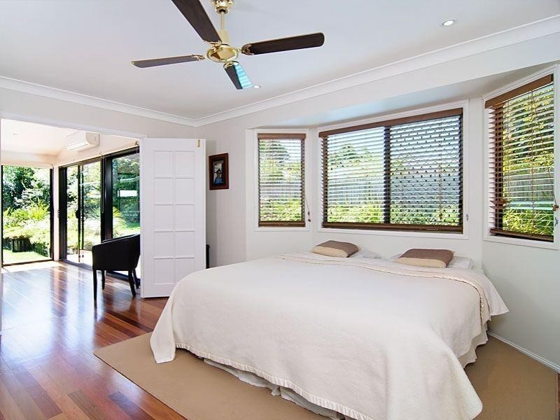 1 Moonare Crescent, Noosa Heads QLD 4567
