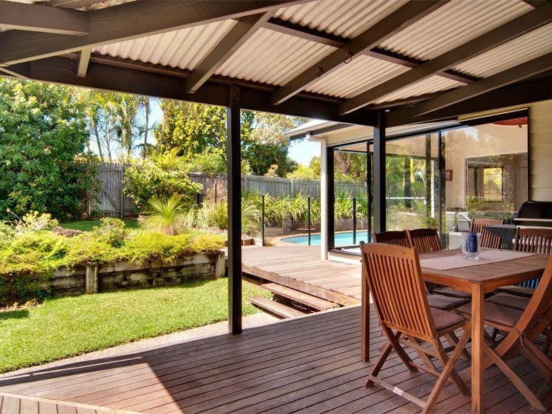 1 Moonare Crescent, Noosa Heads QLD 4567