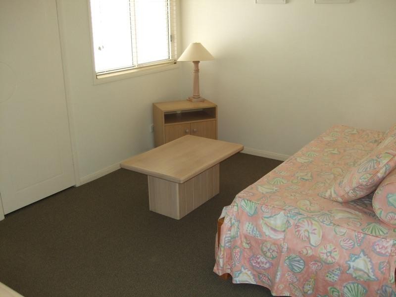 2/4 Portside Court, Noosaville QLD 4566