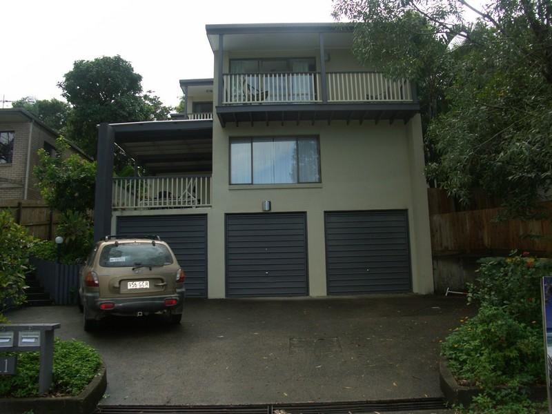 2 /11 Bottlebrush Avenue, Noosa Heads QLD 4567