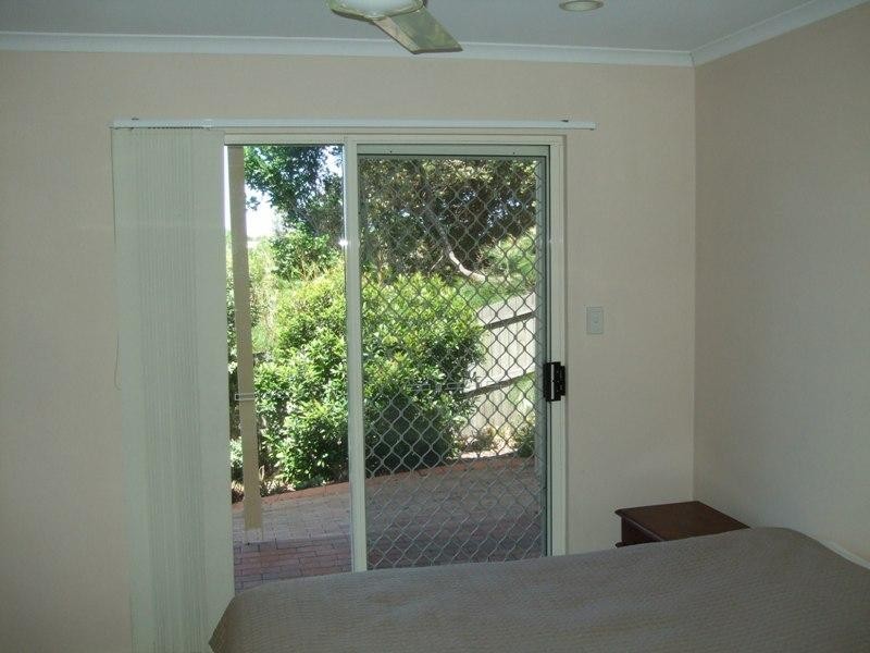 8/82 Southern Cross Parade, Sunrise Beach QLD 4567