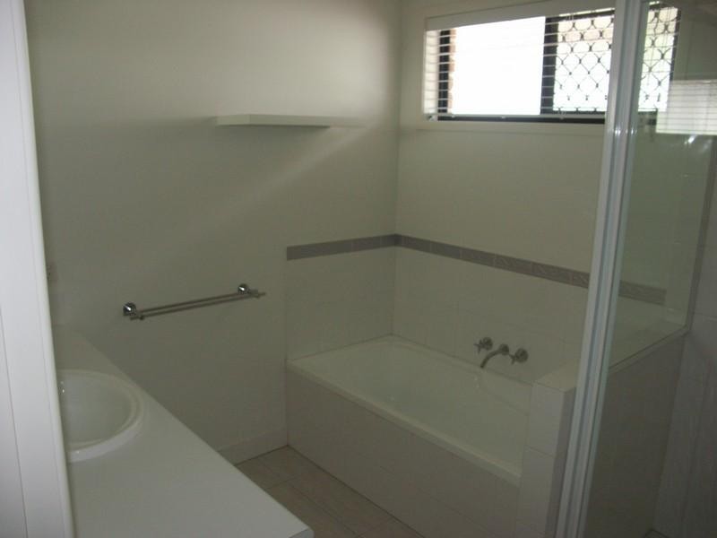 16/34 Bushlands Drive, Noosaville QLD 4566