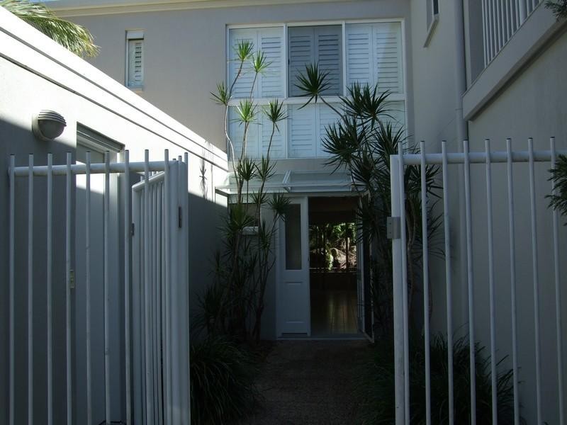 6/5 Elanda Street, Sunshine Beach QLD 4567