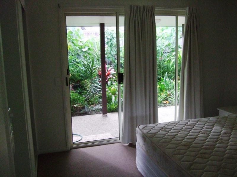 6 Rainbow Crescent, Sunrise Beach QLD 4567