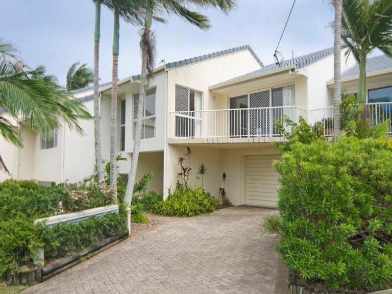 1/2 Sidoni Street, Tewantin QLD 4565