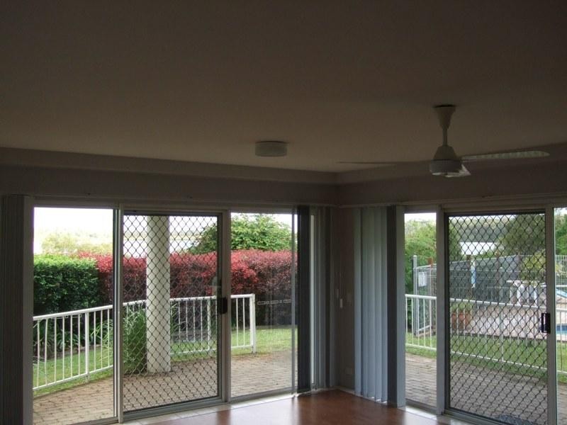 1/2 Sidoni Street, Tewantin QLD 4565