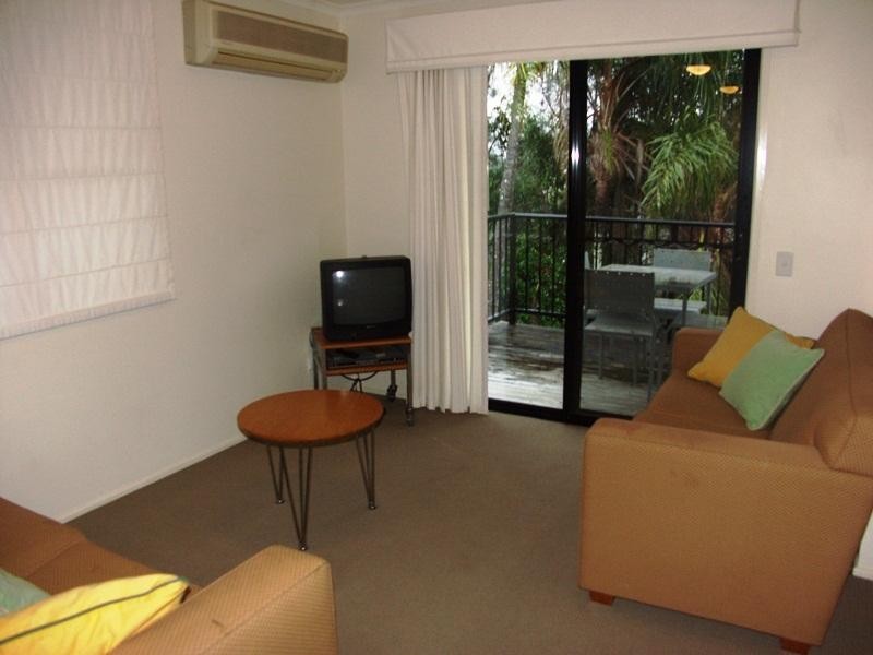 574/3 Hilton Terrace, Tewantin QLD 4565