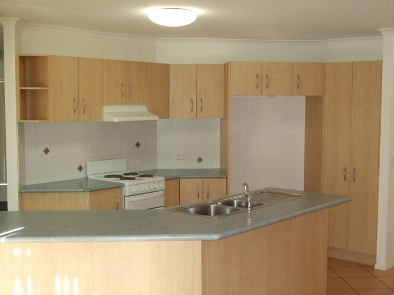 21 Comet Drive, Sunrise Beach QLD 4567