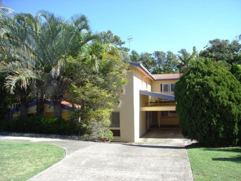 1/11 Nebula Street, Sunshine Beach QLD 4567